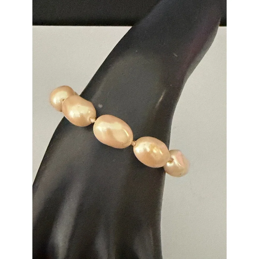 Monet Imitation Pearl Bracelet 6.5 in Cream  Baroque Style Gold Tone  Ball Clasp